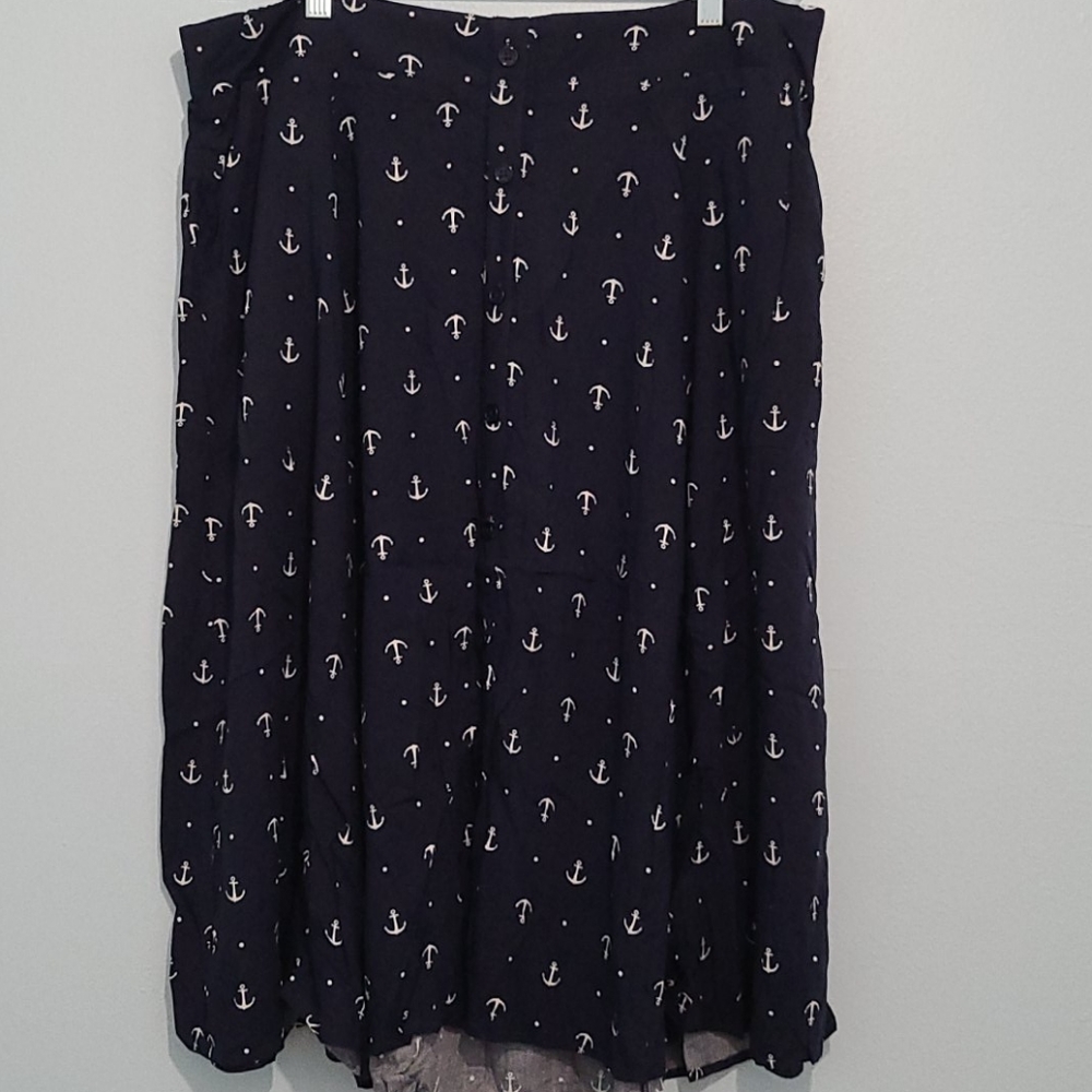 Torrid mid length midi skirt
